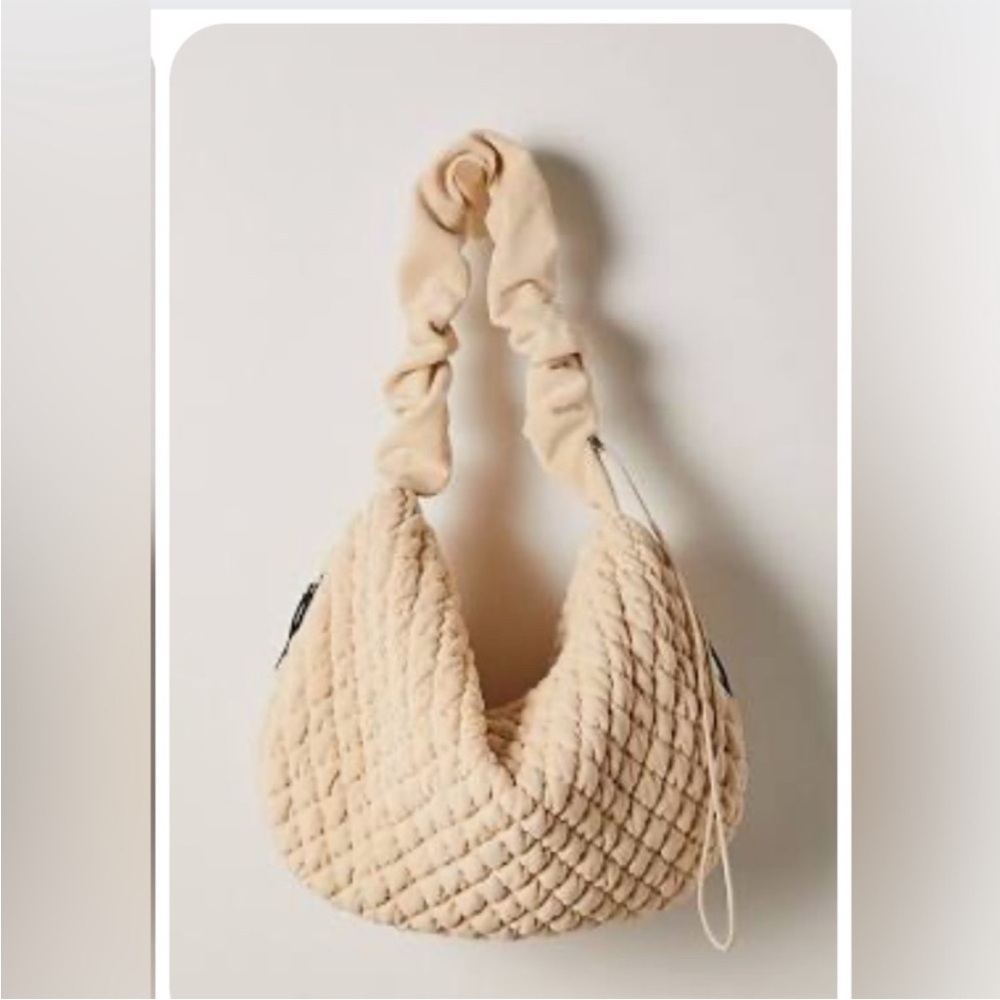 Free People Pucker Up Fleece Elegant Cream Quilted Shoulder Bag New